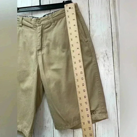 DC Khaki shorts size 28 100% Cotton - Picture 7 of 10